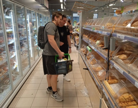 потребители