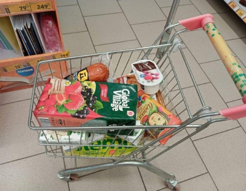 продукты в магазине
