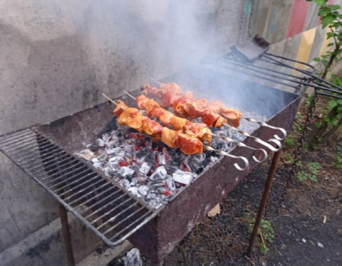 майский шашлык