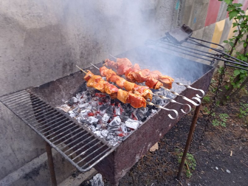 майский шашлык