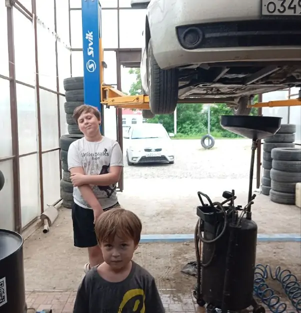 5238069095918859698 1