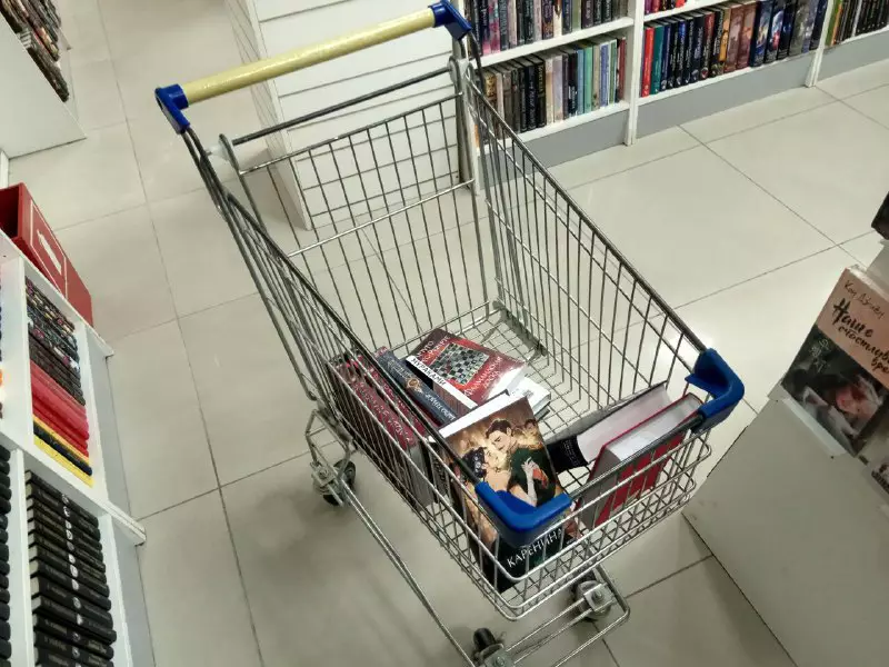 книги-в-тележке
